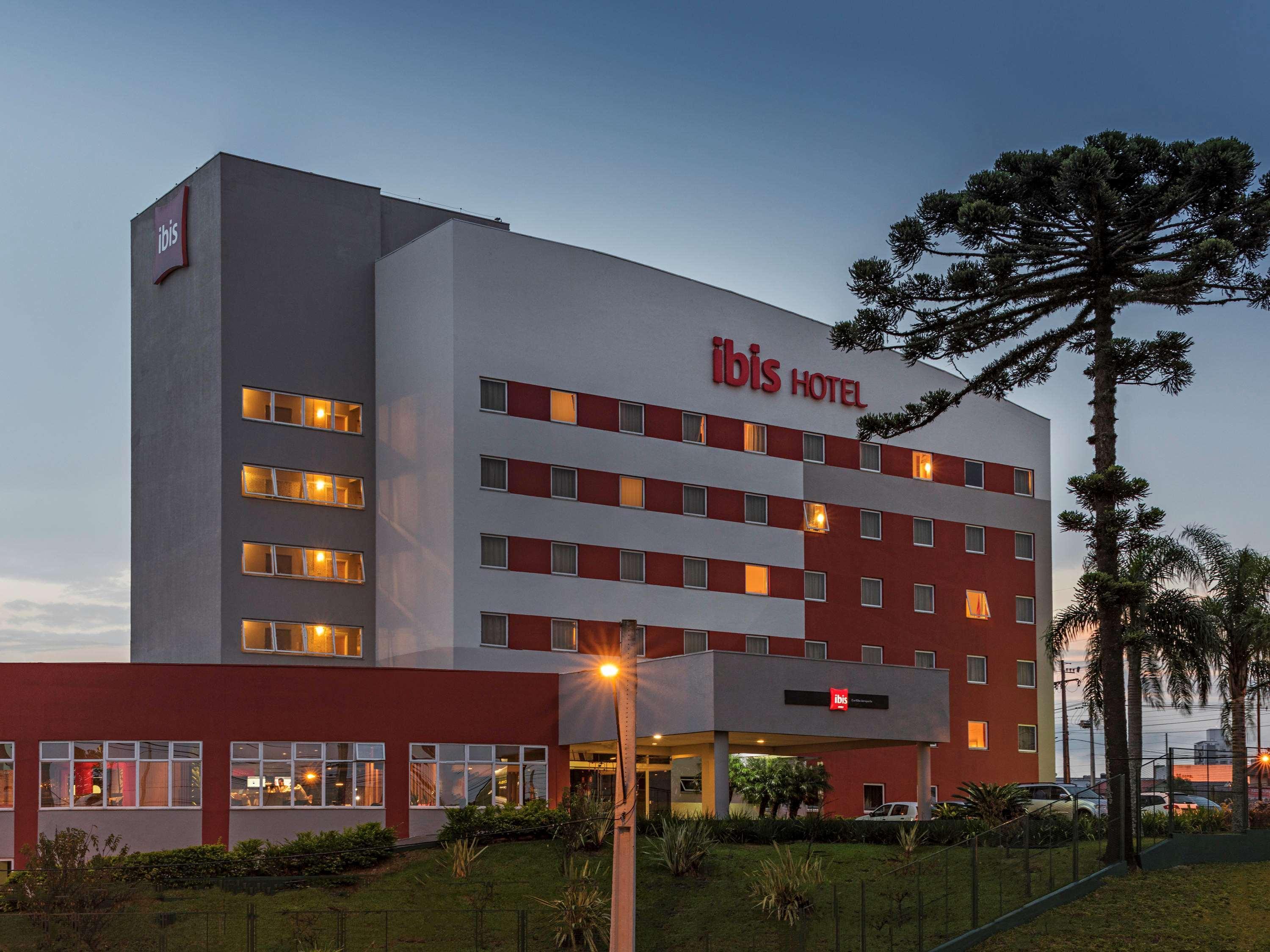 Ibis Curitiba Aeroporto Hotel Sao Jose dos Pinhais Bagian luar foto