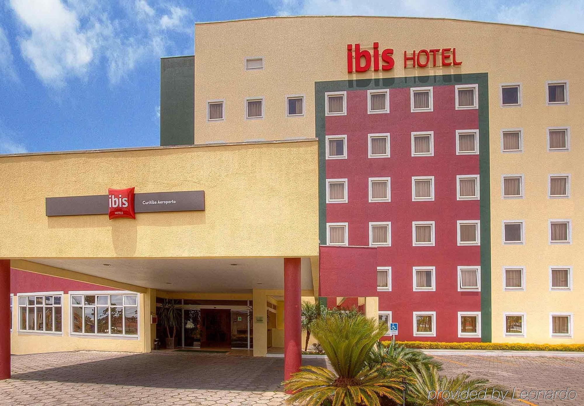 Ibis Curitiba Aeroporto Hotel Sao Jose dos Pinhais Bagian luar foto